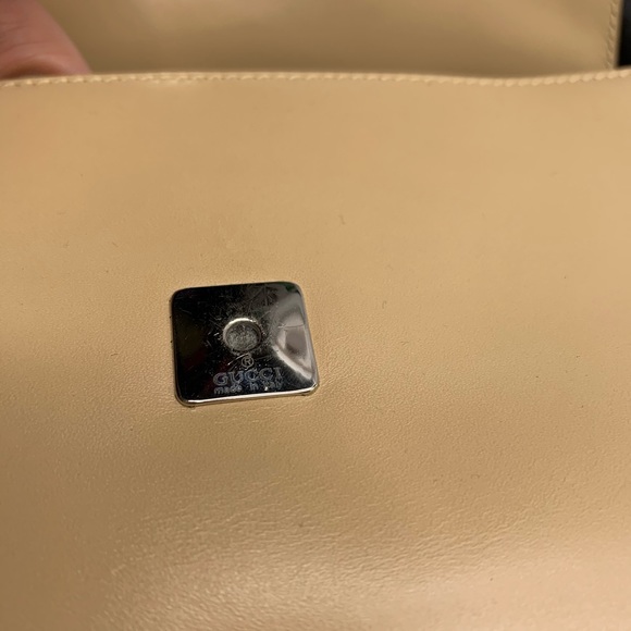Like new authentic tan Gucci evening bag - Picture 5 of 10